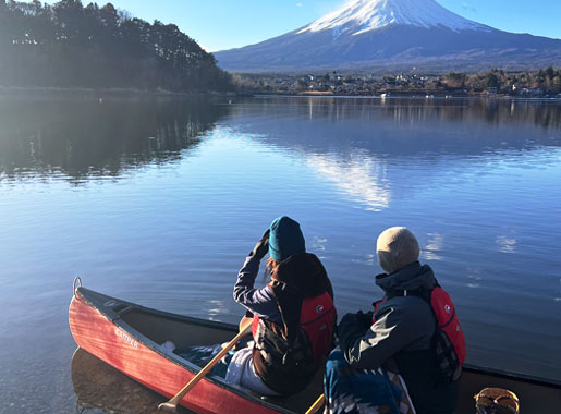 【河口湖横断ランチ付きカヌーツアー】