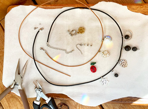 O【Creating semi-order type original accessories】